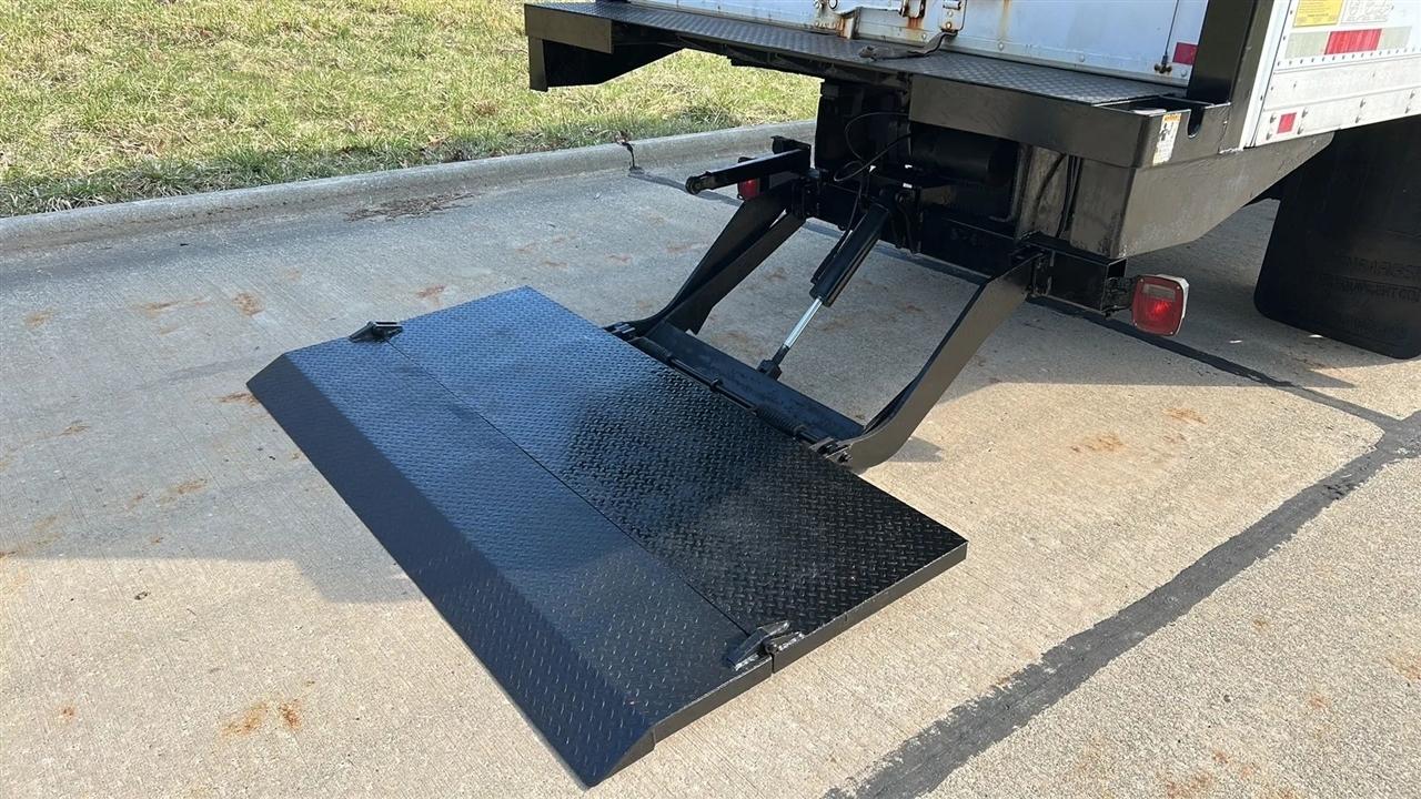 International 4300  2015