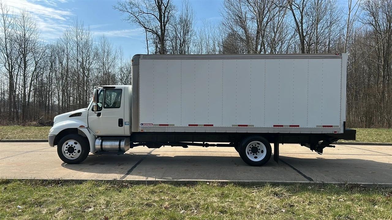 International 4300  2015