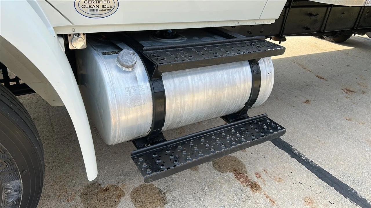 International 4300  2015