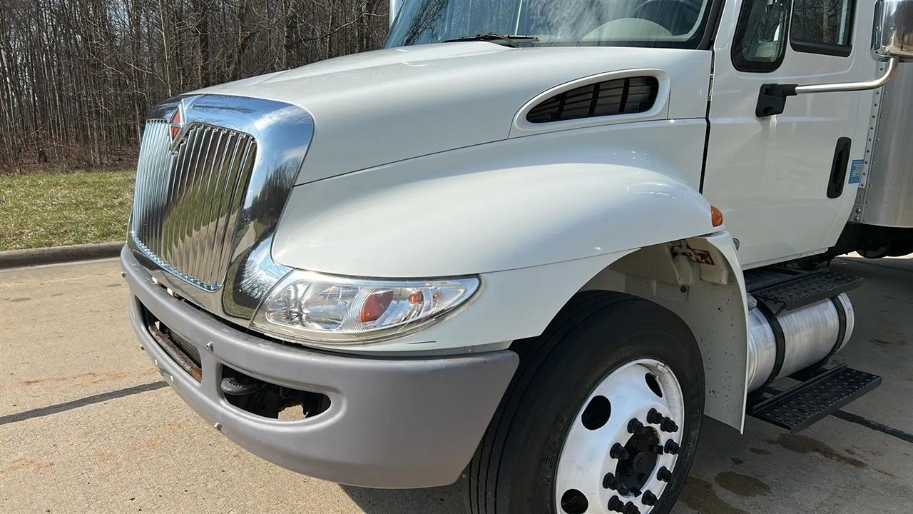 International 4300  2015