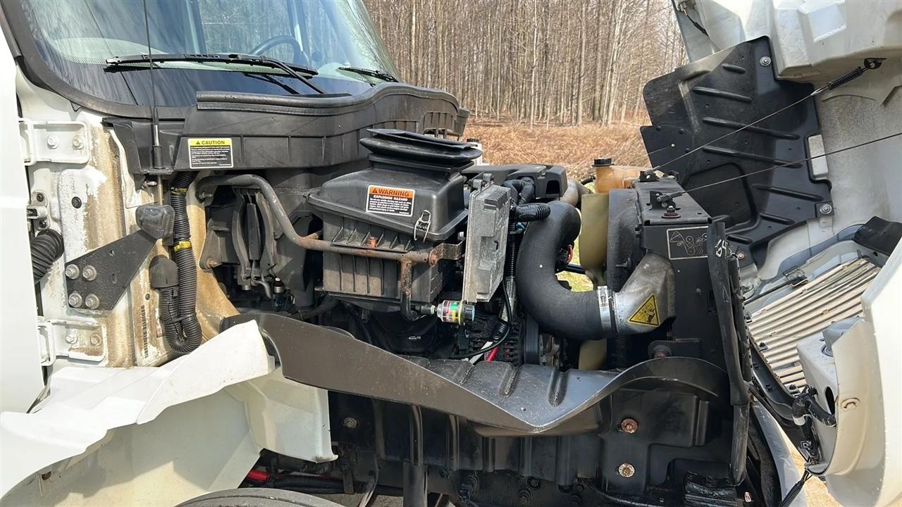 International 4300  2015