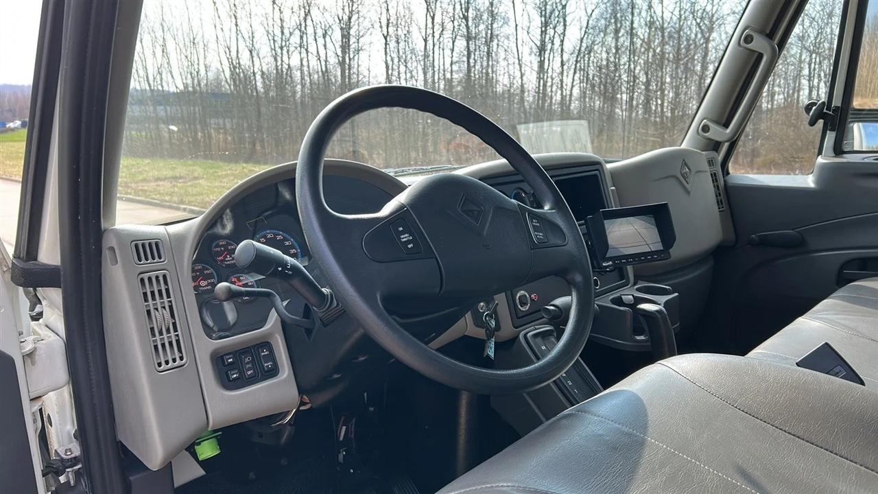 International 4300  2015