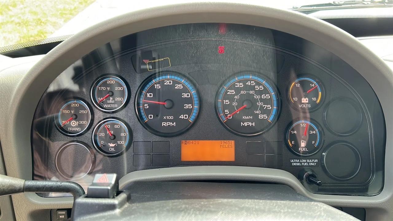 International 4300  2015