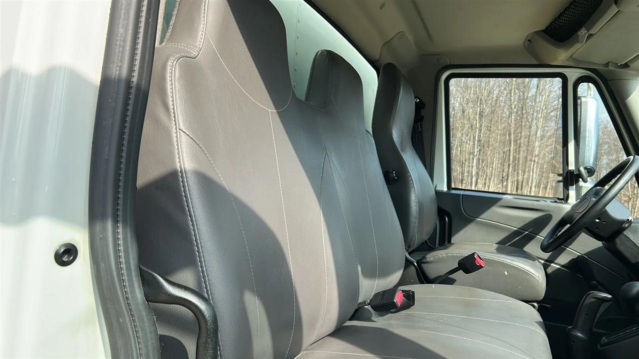 International 4300  2015