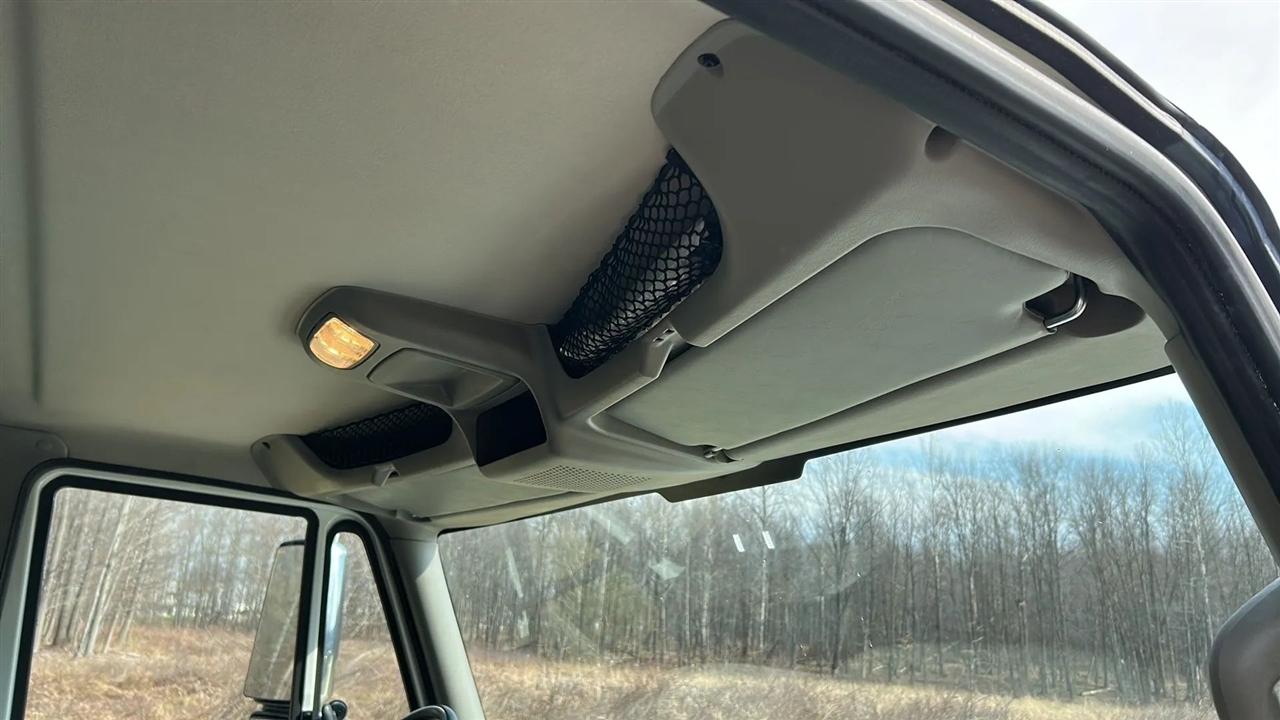 International 4300  2015