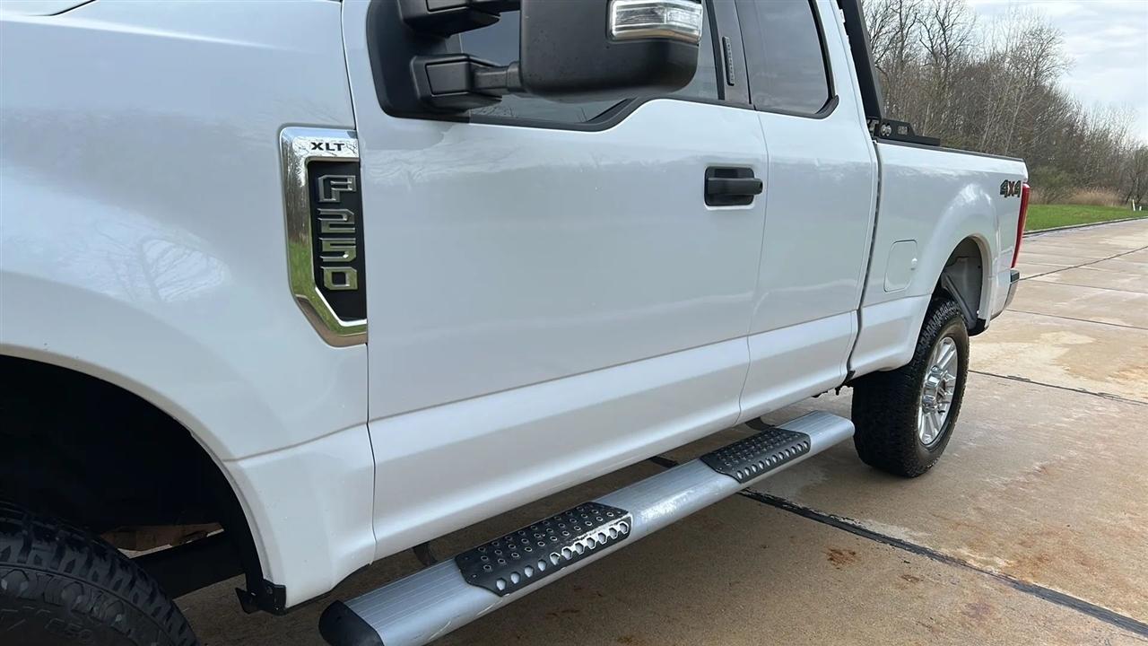 Ford F-250 SD XLT SuperCab 4WD 2018
