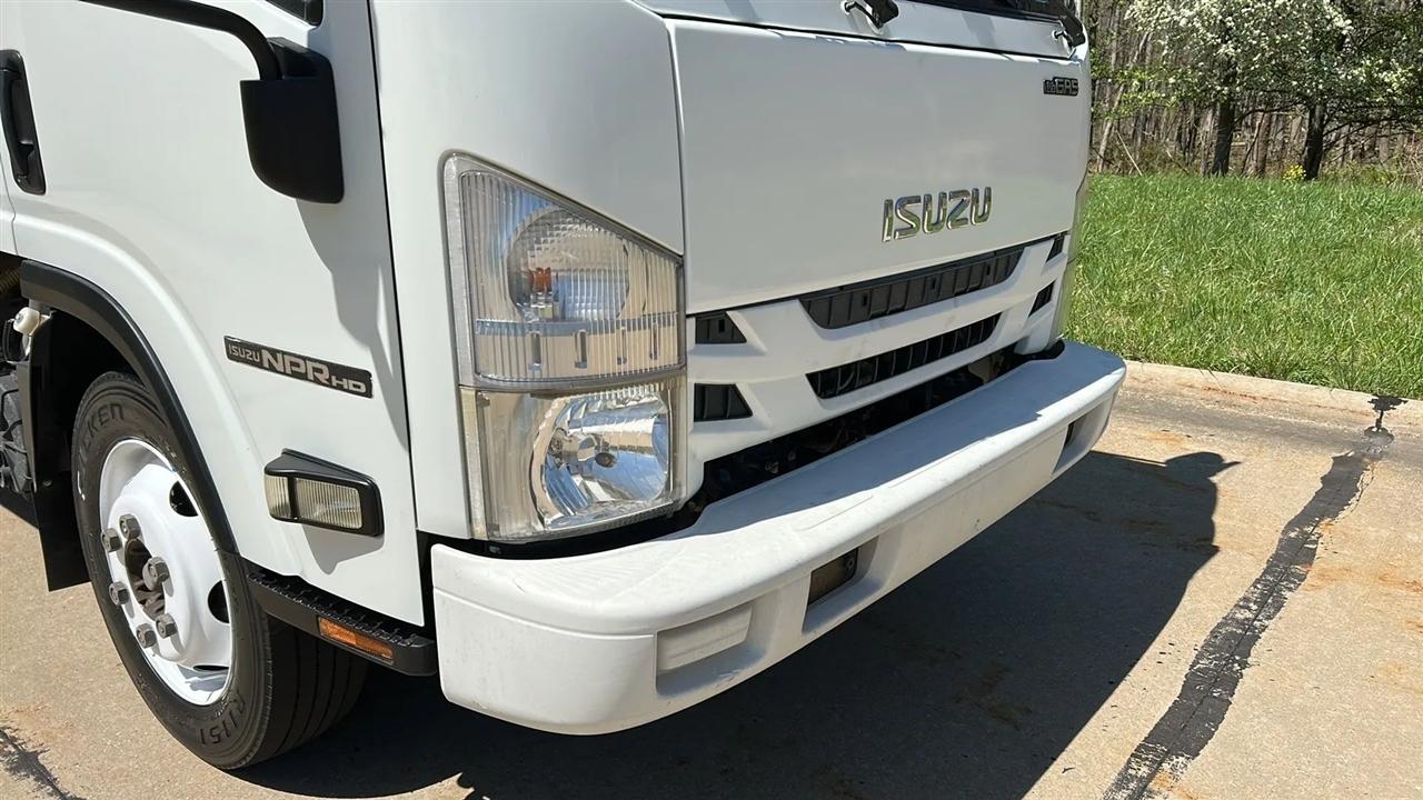 Isuzu NPR HD  2016