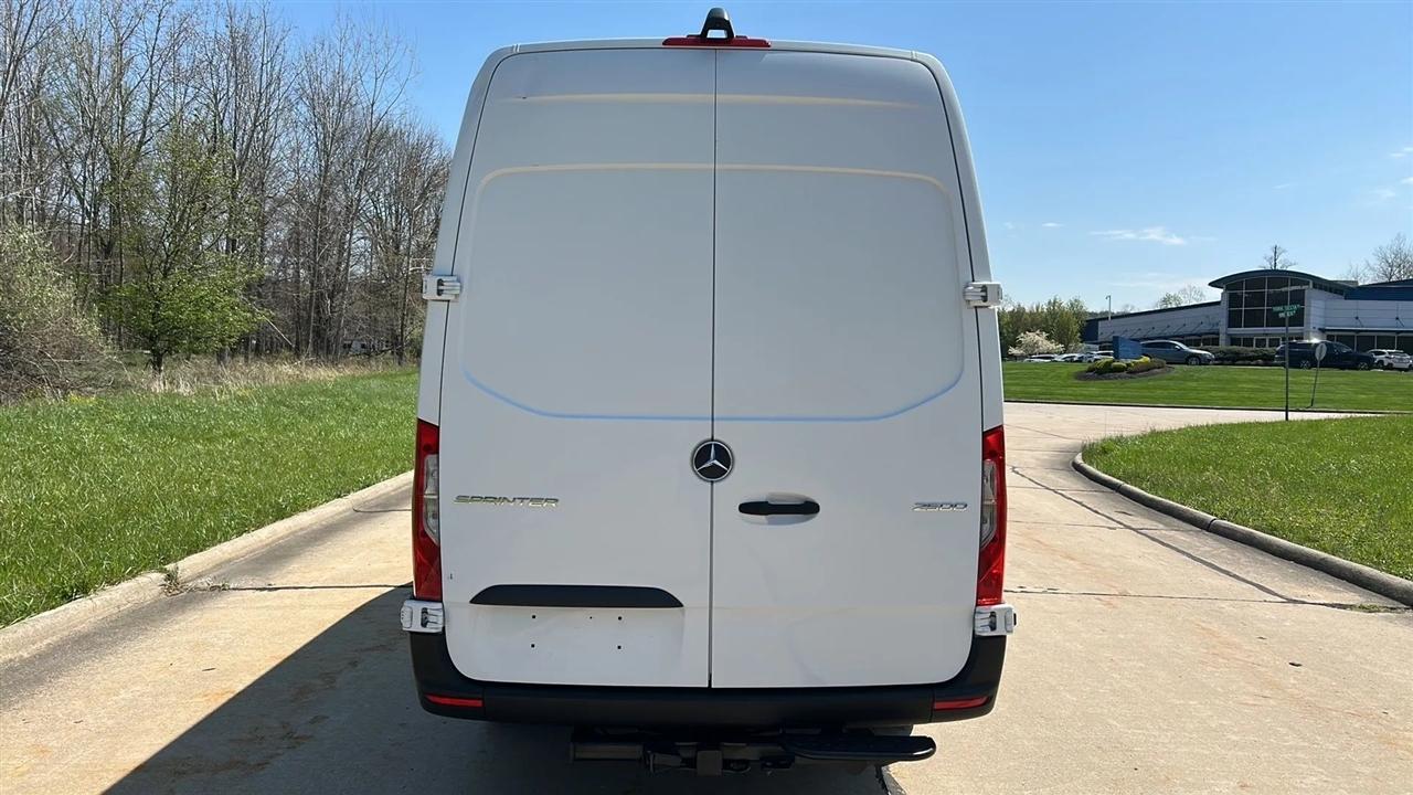 Mercedes-Benz Sprinter 2500 170-in. WB 2022
