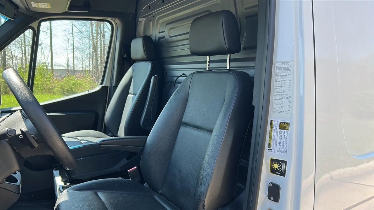 Mercedes-Benz Sprinter 2500 170-in. WB 2022
