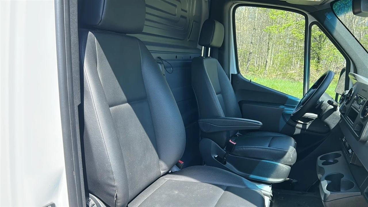Mercedes-Benz Sprinter 2500 170-in. WB 2022
