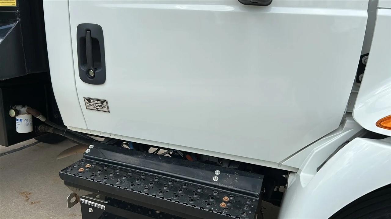 International DuraStar 4300  2018