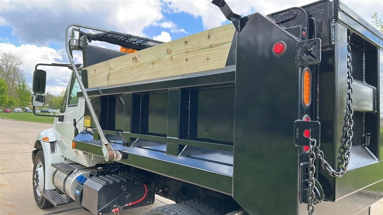 International DuraStar 4300  2018
