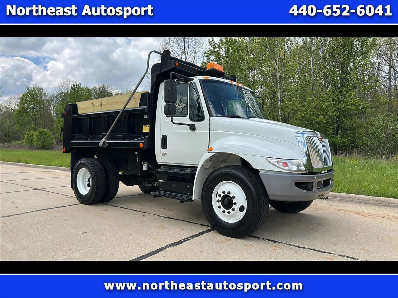 2018 International DuraStar 4300 