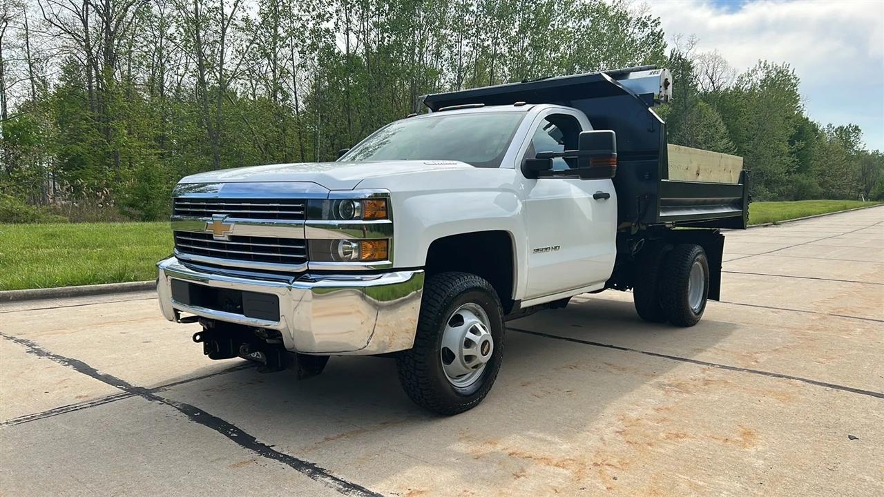 Chevrolet Silverado 3500HD Work Truck Long Box 4WD 2015