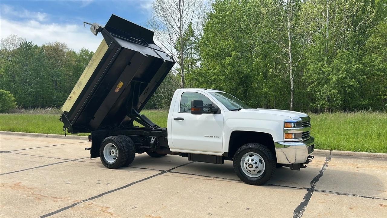 Chevrolet Silverado 3500HD Work Truck Long Box 4WD 2015