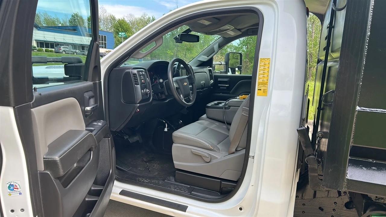 Chevrolet Silverado 3500HD Work Truck Long Box 4WD 2015