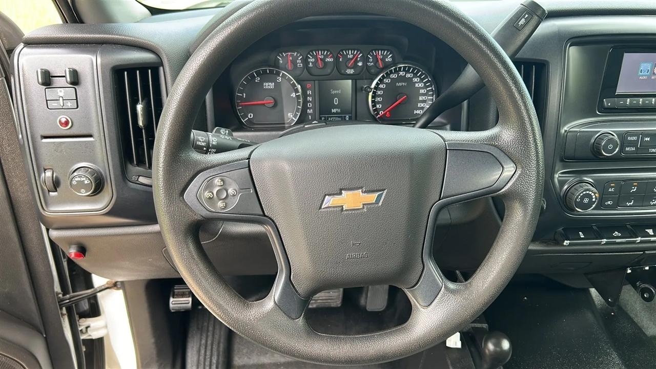 Chevrolet Silverado 3500HD Work Truck Long Box 4WD 2015