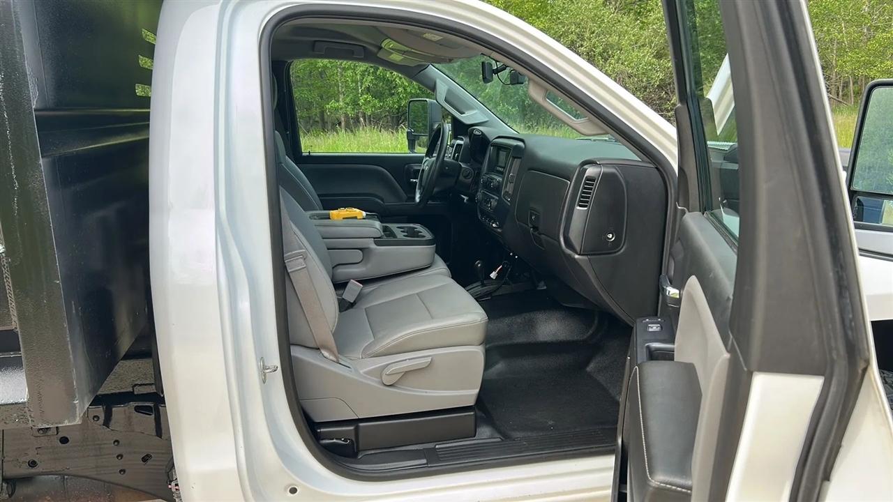 Chevrolet Silverado 3500HD Work Truck Long Box 4WD 2015