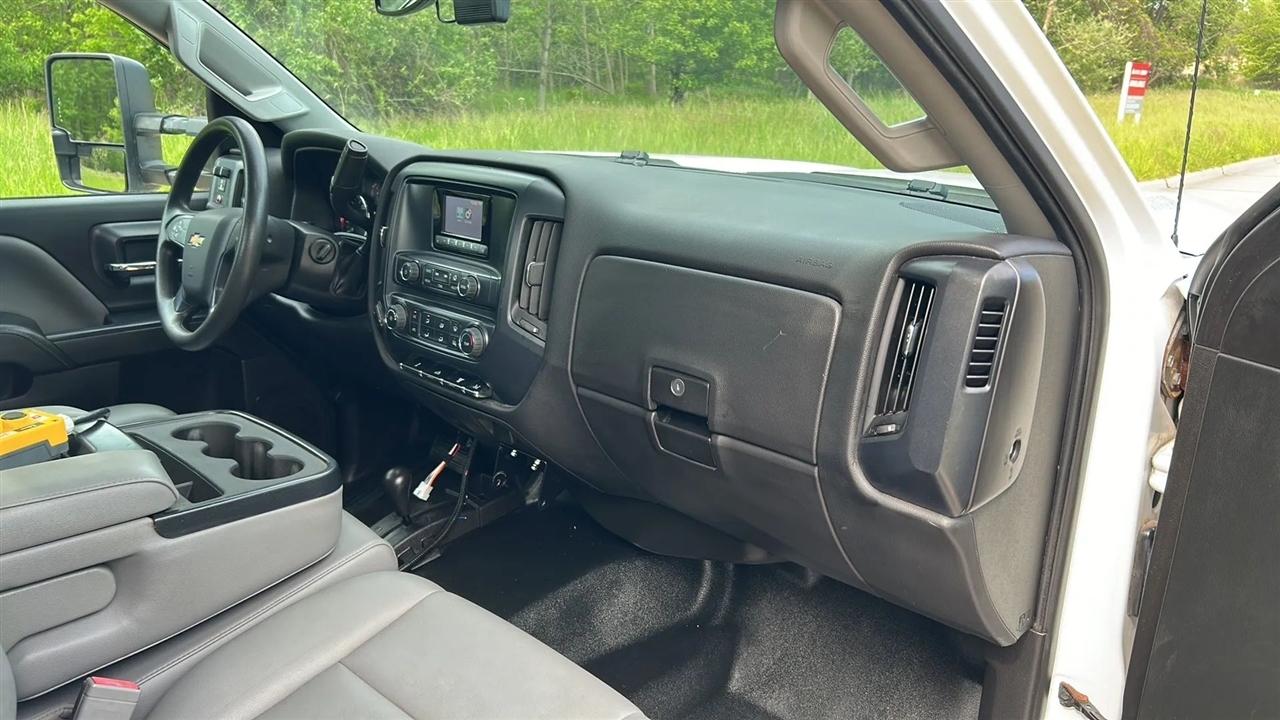 Chevrolet Silverado 3500HD Work Truck Long Box 4WD 2015