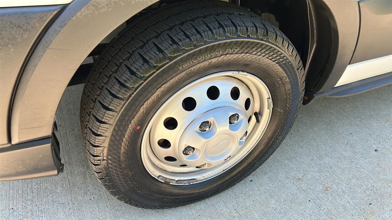 Ford Transit 250 Van High Roof w/Sliding Pass. 148-in. WB 2025