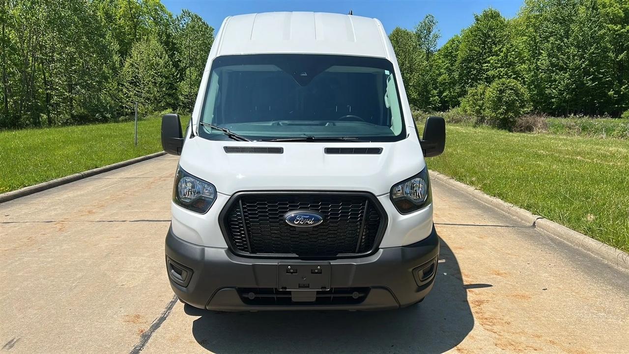 Ford Transit 250 Van High Roof w/Sliding Pass. 148-in. WB 2025