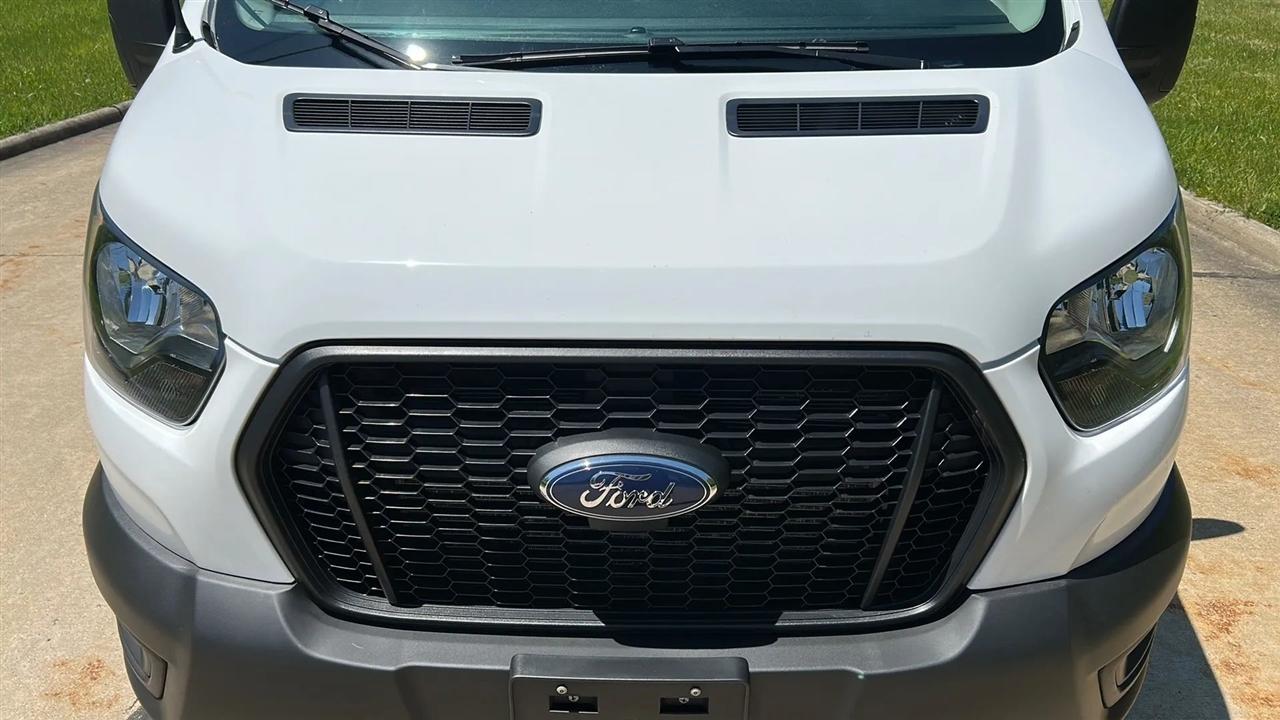Ford Transit 250 Van High Roof w/Sliding Pass. 148-in. WB 2025