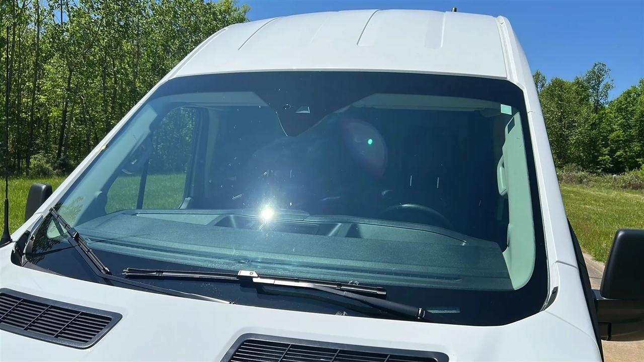 Ford Transit 250 Van High Roof w/Sliding Pass. 148-in. WB 2025