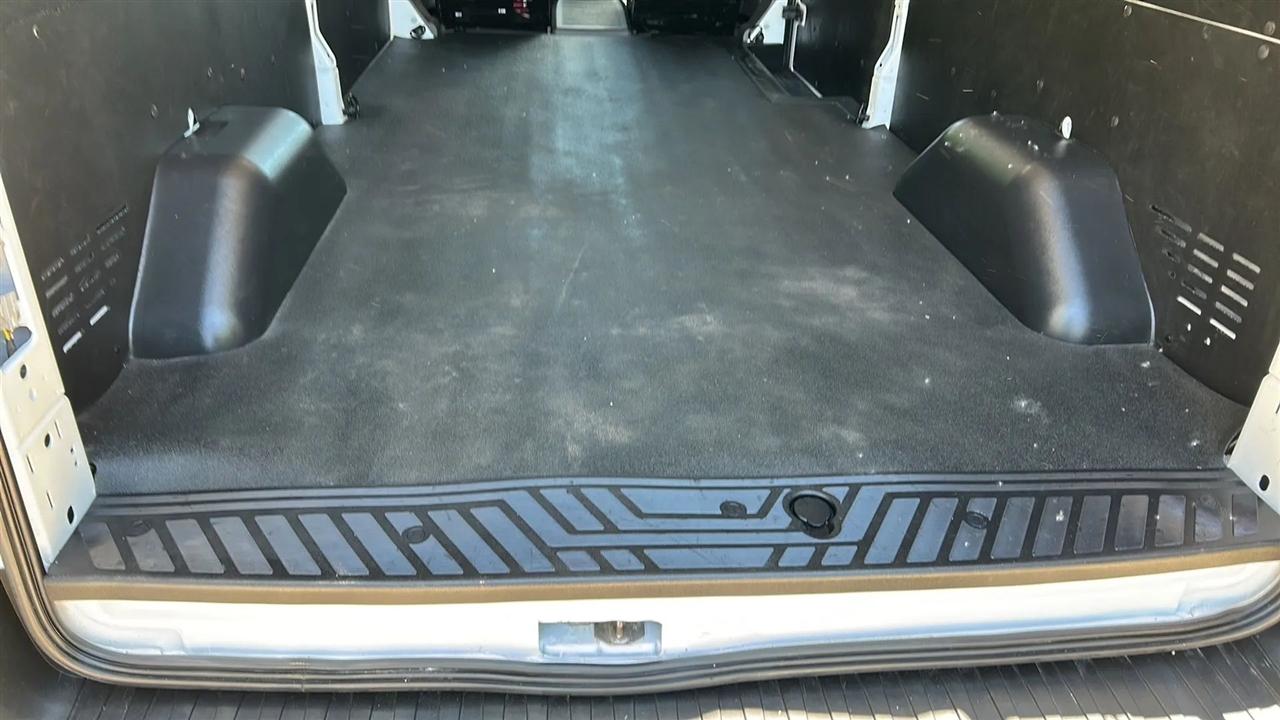 Ford Transit 250 Van High Roof w/Sliding Pass. 148-in. WB 2025
