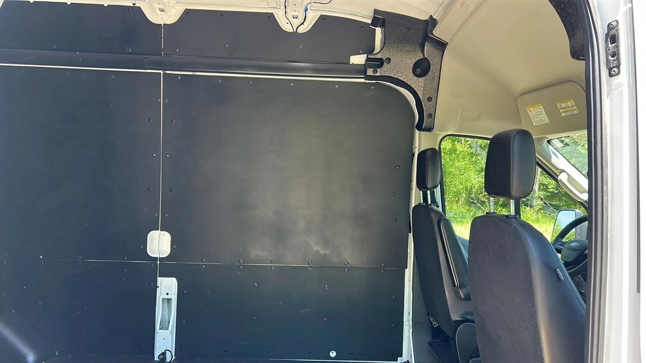 Ford Transit 250 Van High Roof w/Sliding Pass. 148-in. WB 2025