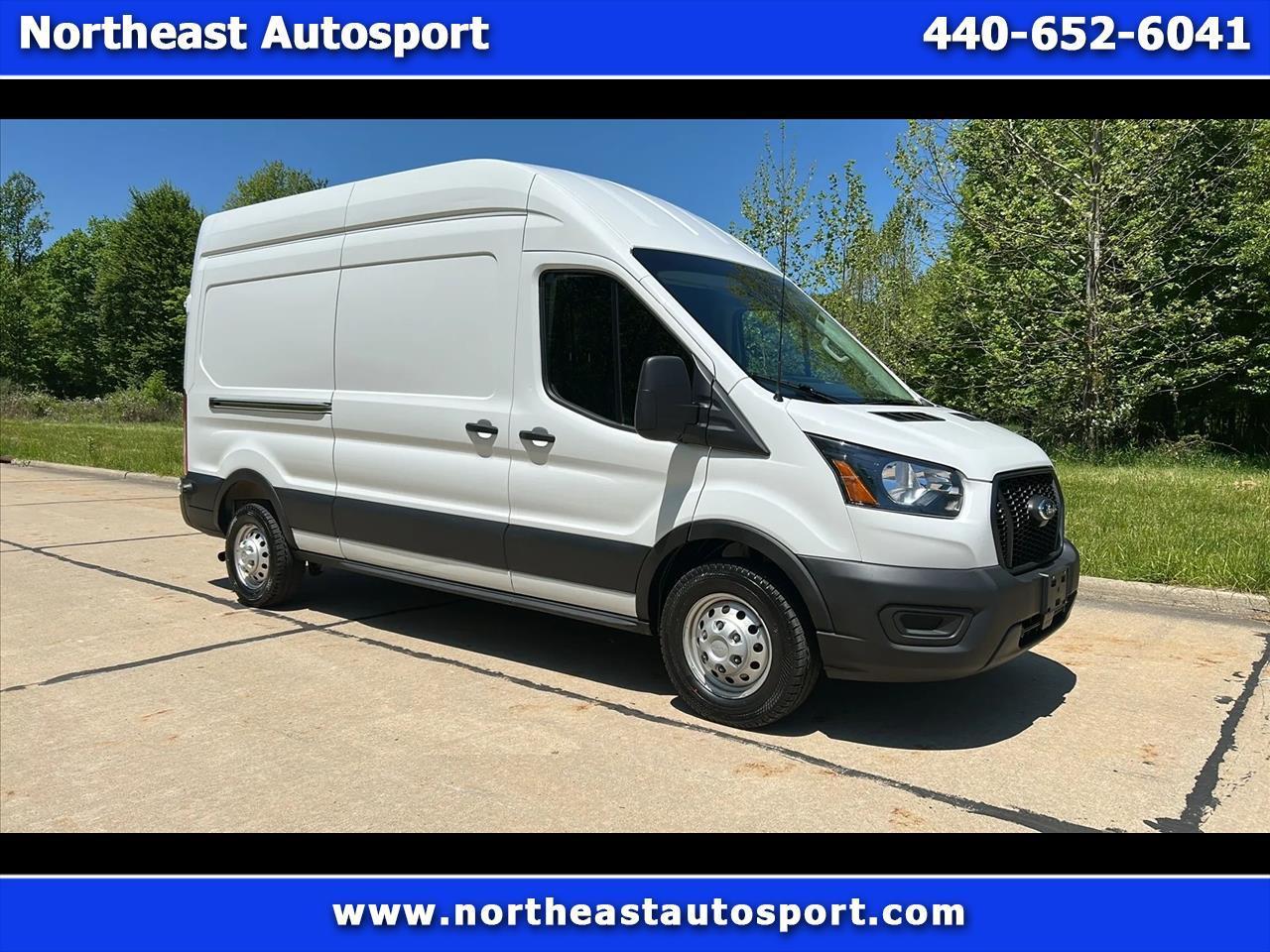 Ford Transit 250 Van High Roof w/Sliding Pass. 148-in. WB 2025