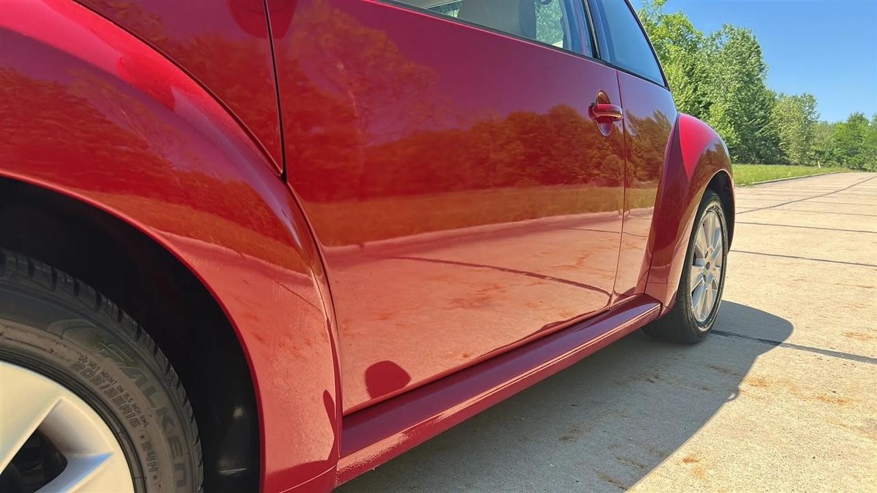 Volkswagen New Beetle S 2008