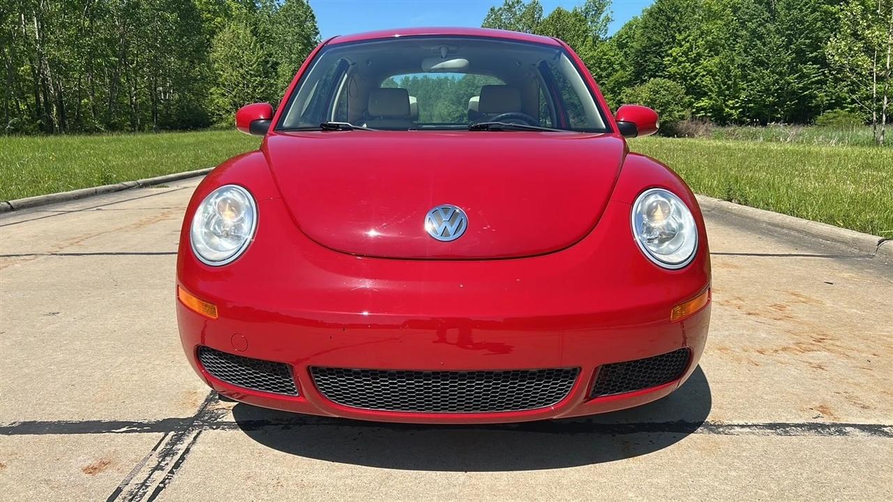 Volkswagen New Beetle S 2008
