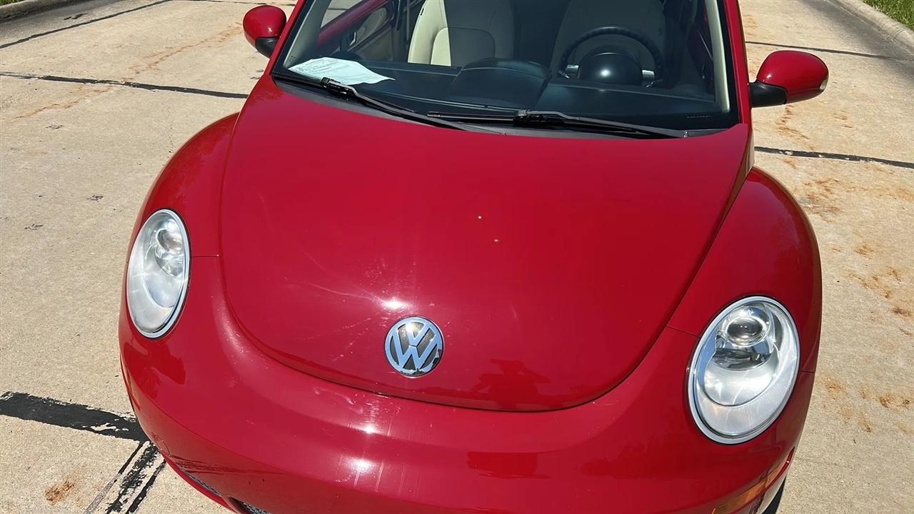 Volkswagen New Beetle S 2008