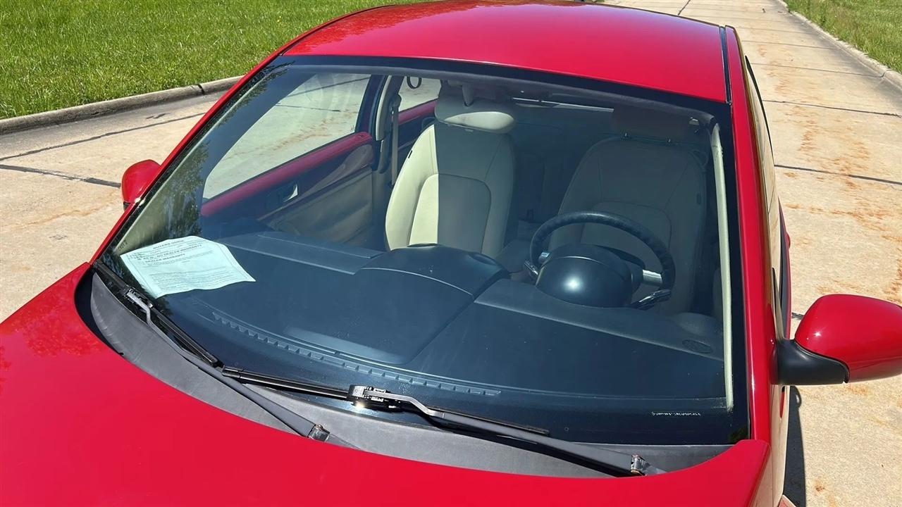 Volkswagen New Beetle S 2008