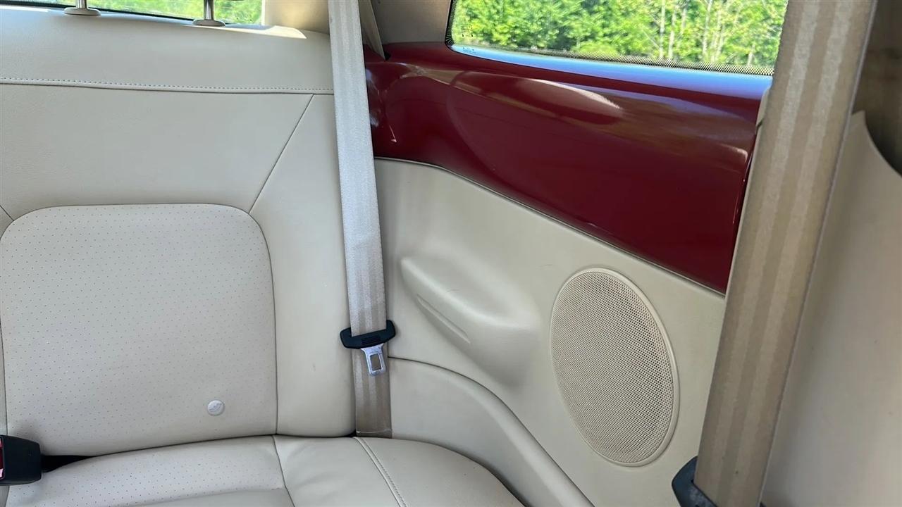 Volkswagen New Beetle S 2008