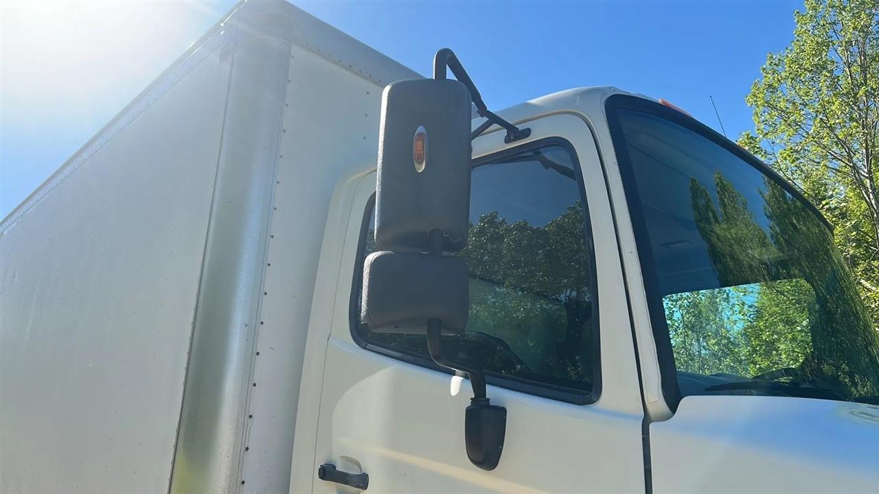 Hino Conventional Cab  2015