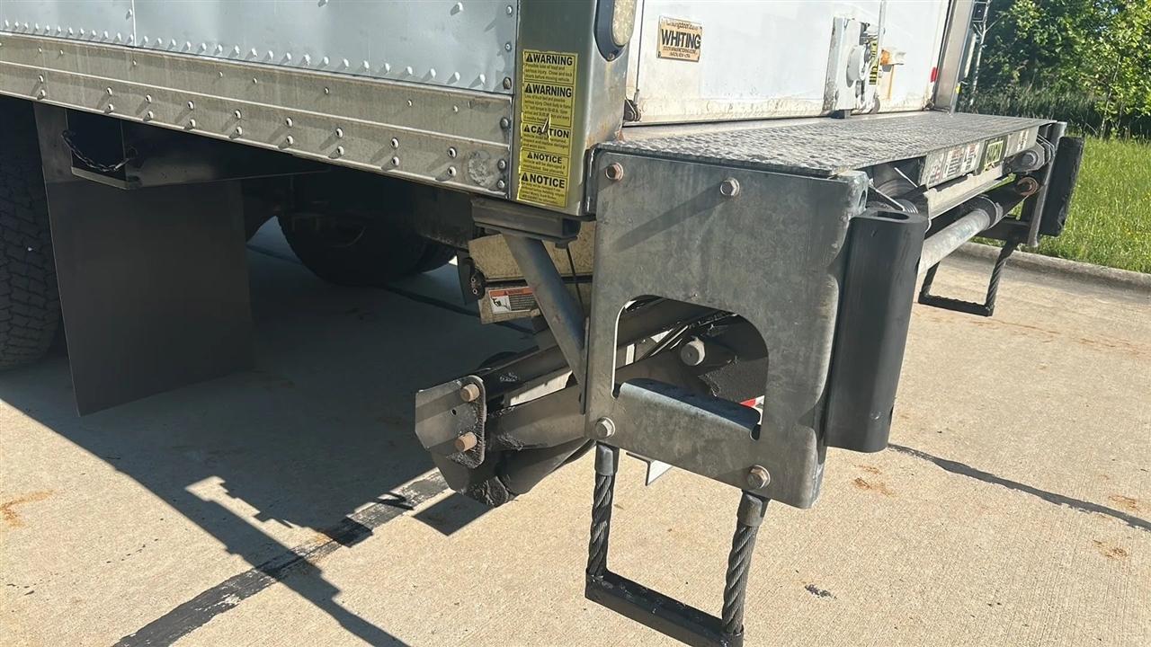 Hino Conventional Cab  2015
