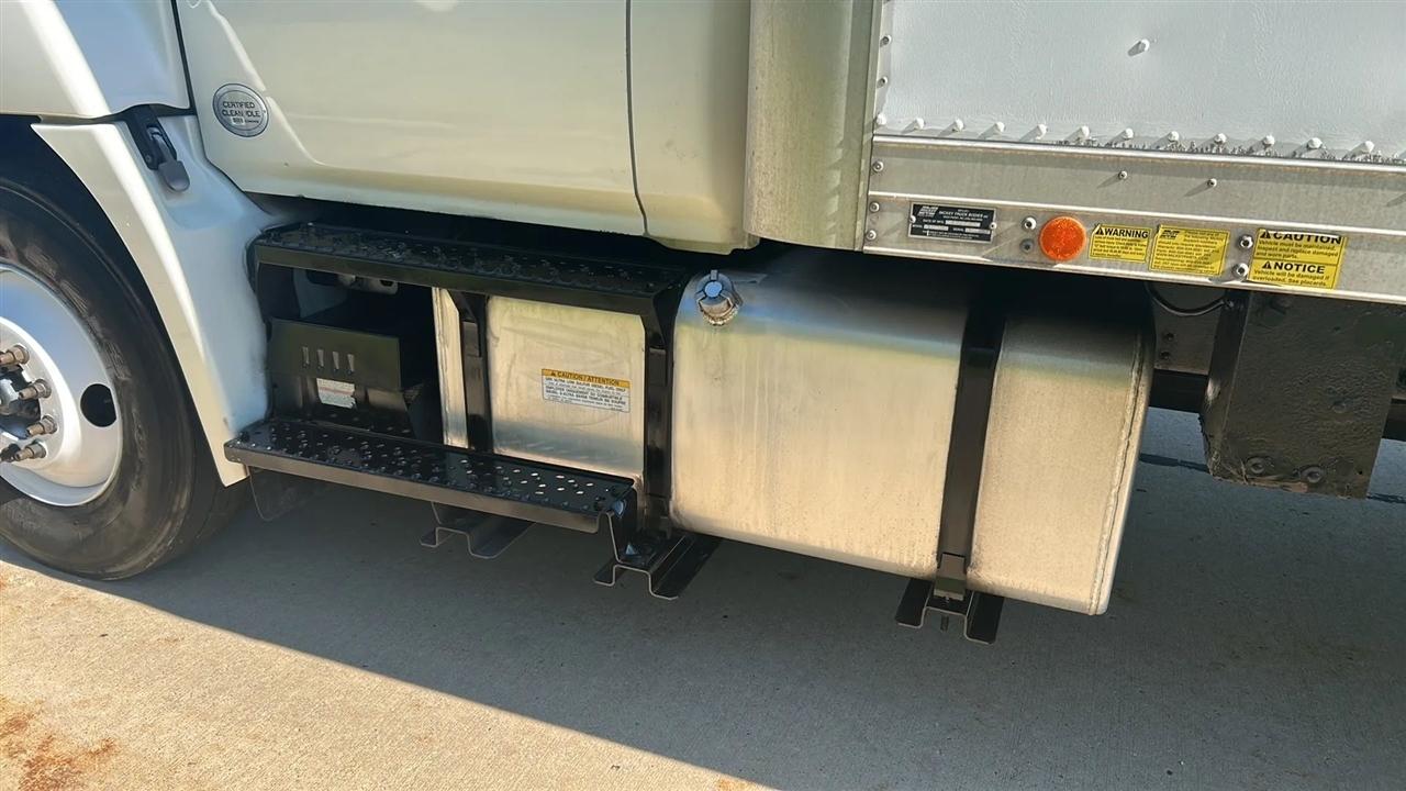 Hino Conventional Cab  2015