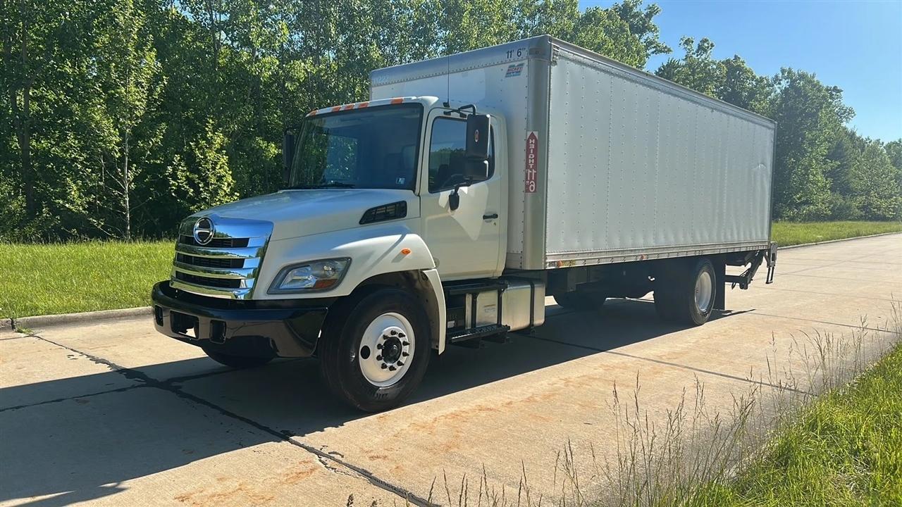 Hino Conventional Cab  2015