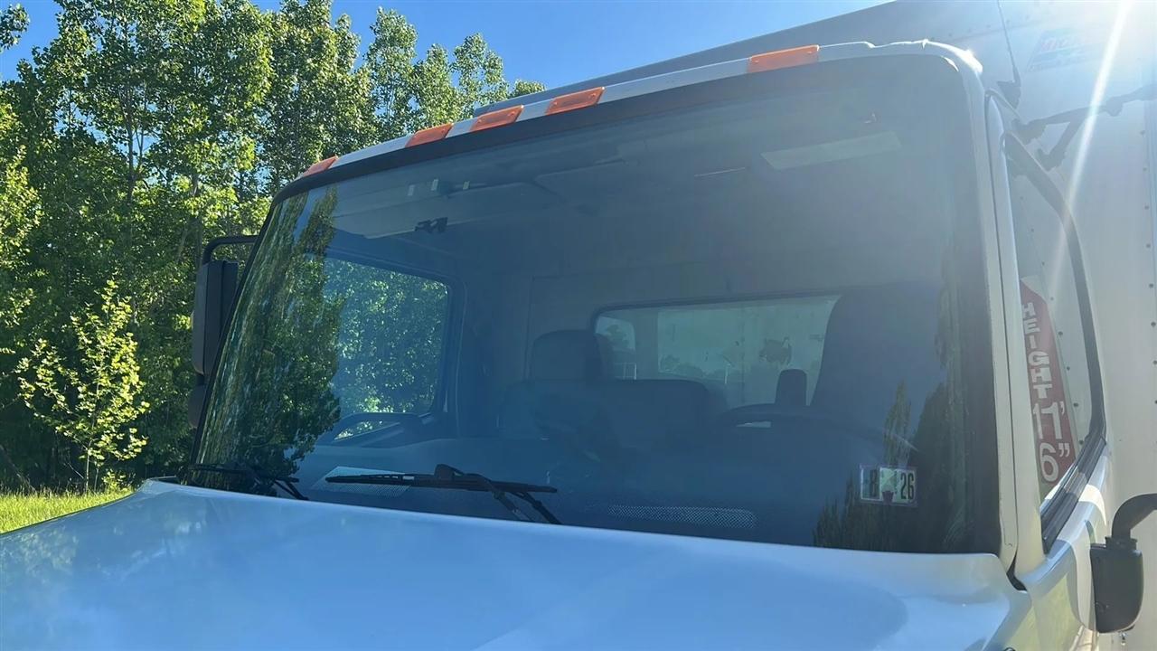 Hino Conventional Cab  2015