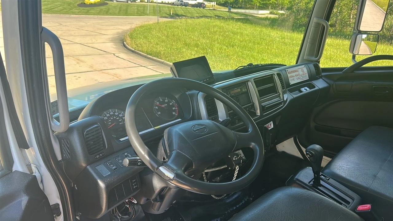 Hino Conventional Cab  2015