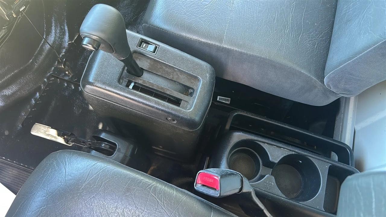 Hino Conventional Cab  2015