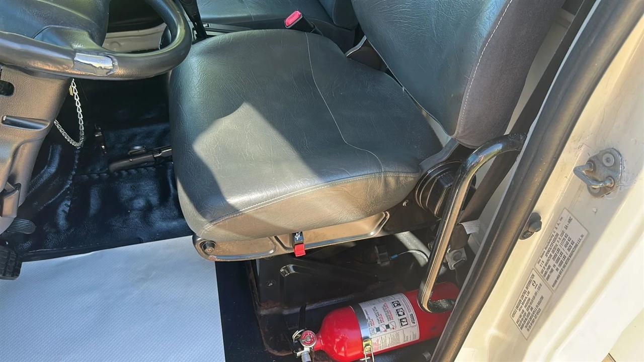Hino Conventional Cab  2015