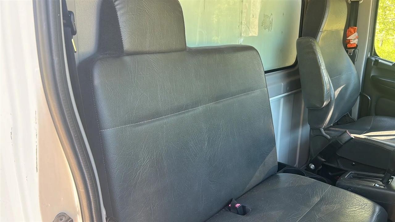 Hino Conventional Cab  2015