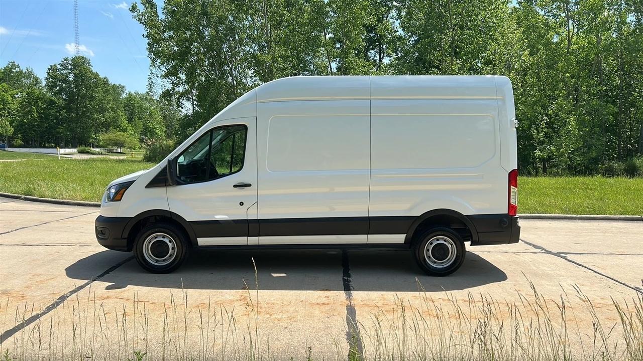 Ford Transit 250 Van 2024