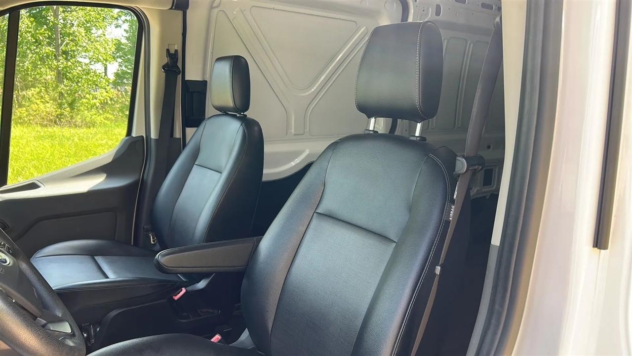 Ford Transit 250 Van 2024
