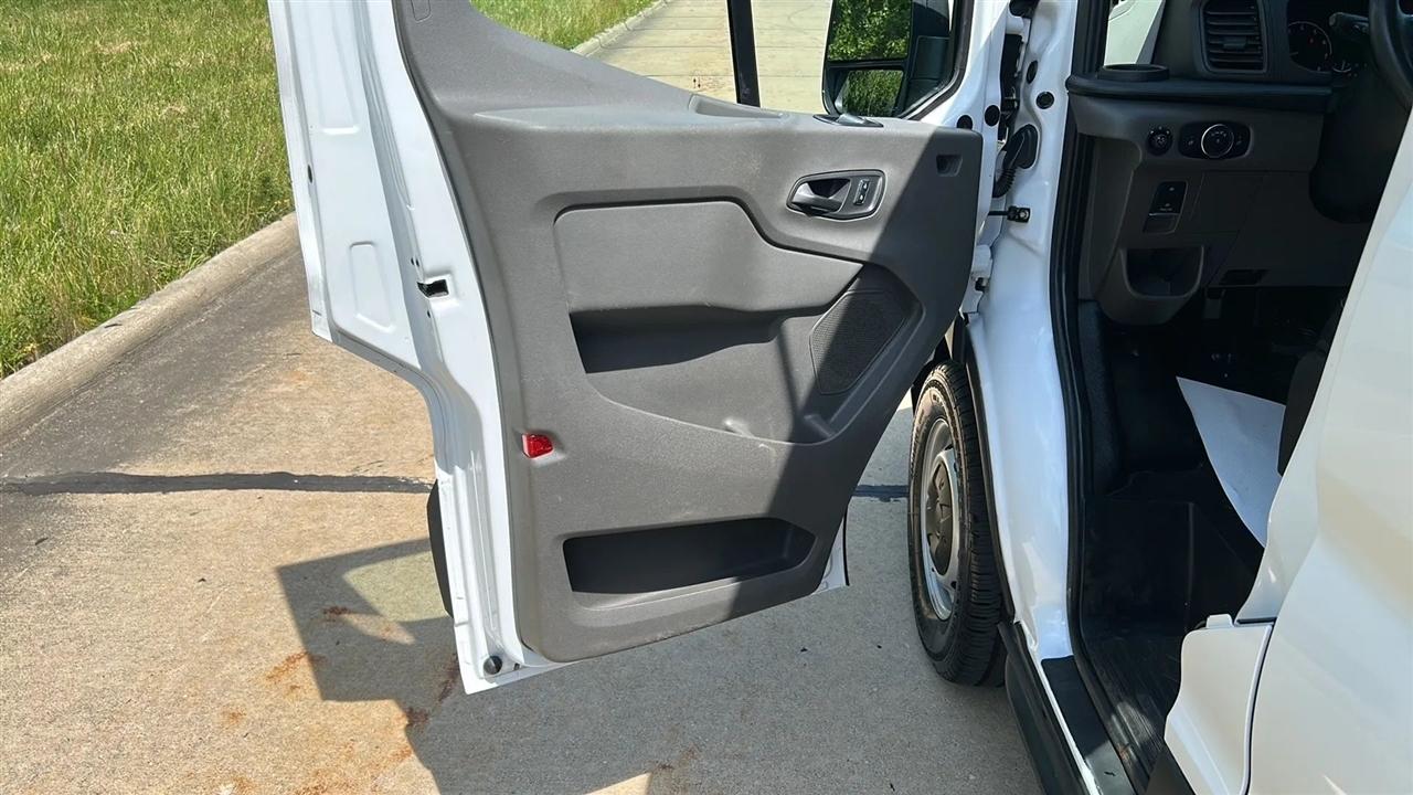 Ford Transit 250 Van 2024