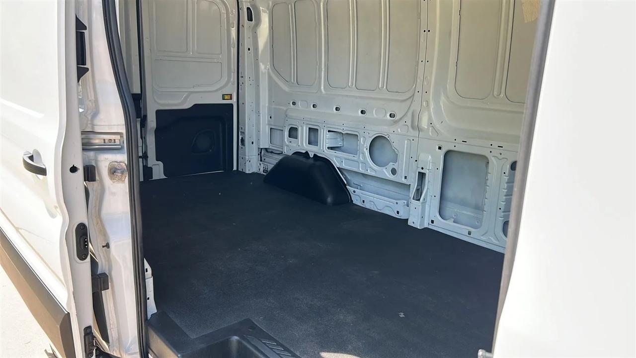 Ford Transit 250 Van 2024
