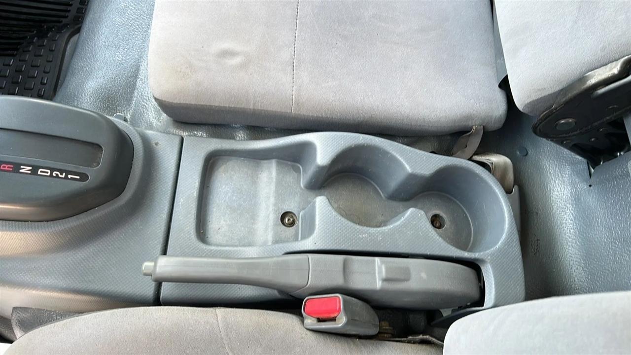 Isuzu NPR  2017