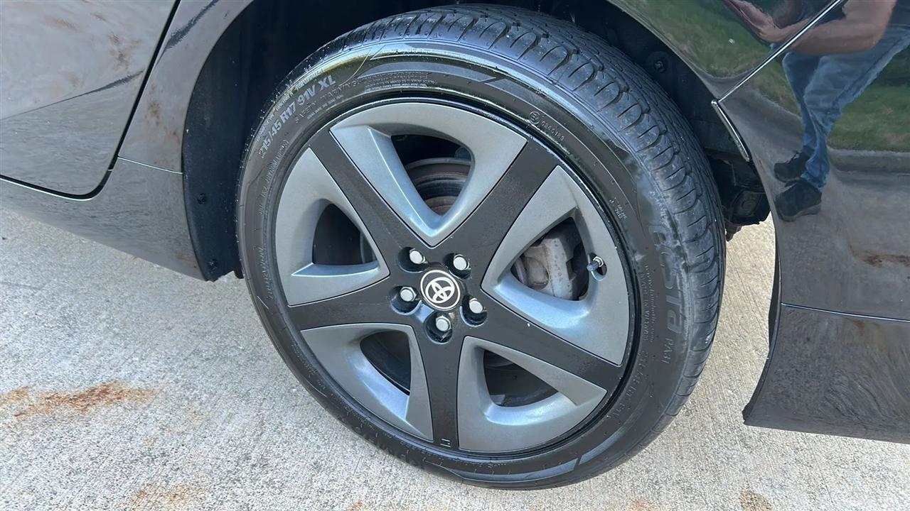 Toyota Prius Two Eco 2016